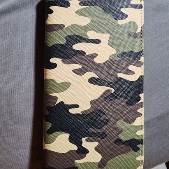 Wallet - Picture 3 of 3